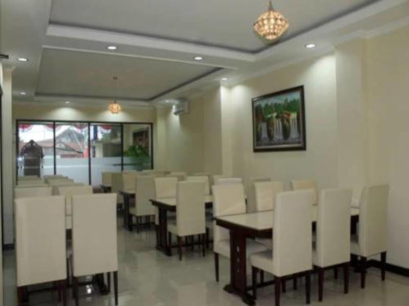 Septia Hotel Yogyakarta Extérieur photo